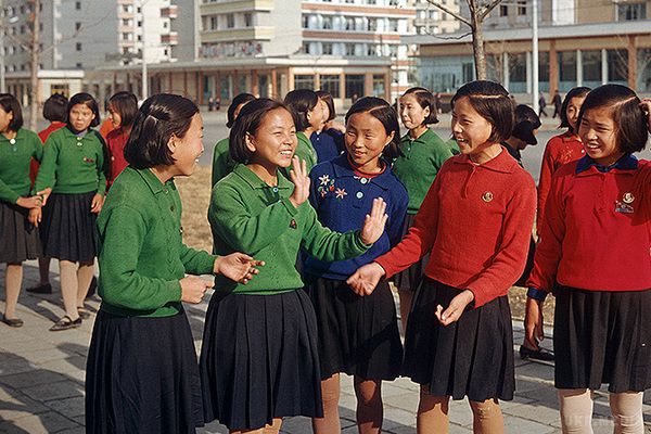 Життя дітей в Північній Кореї (фото).  Північна Корея одна з небагатьох держав, які продовжують жити за "залізною завісою". 