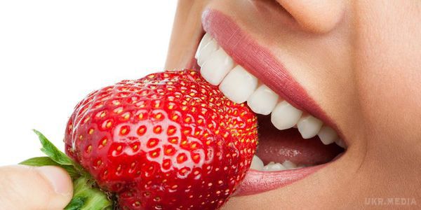 Зміцнення зубів і ясен в домашніх умовах. Стандартна їжа, що вживається середньостатистичним людиною, зовсім не сприяє зміцненню зубів, а навпаки, тільки руйнує їх.