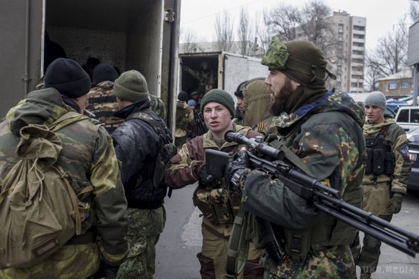 Прес-центр АТО: Бойовики 24 рази обстріляли позиції українських військ. Сьогодні, 26 квітня, ситуація в зоні проведення антитерористичної операції дещо загострилася.
