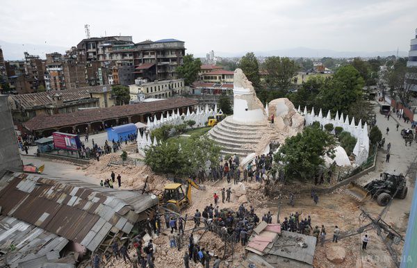 Поблизу столиці Непалу стався ще один землетрус. Непальські сейсмологи попередили про небезпеку афтершоків протягом ще двох днів.