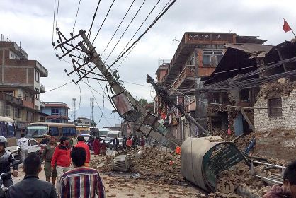 Жертвами землетрусу в Непалі стали 2,5 тисячі осіб. Число загиблих в результаті землетрусу в Непалі до вечора неділі, 26 квітня, склала понад 2,5 тисячі осіб