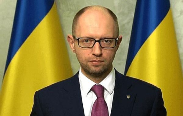  Якщо коаліція розвалиться, будувати Україну буде неможливо - Яценюк. Якщо нинішня коаліція в парламенті розвалиться, то не буде можливості будувати Україну.