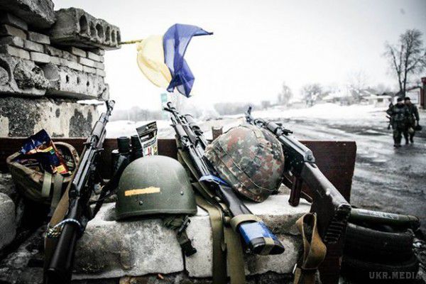  Склад бойовиків під Маріуполем знищили сили АТО . Полк "Дніпро-1" і ЗСУ знищили склад з боєприпасами терористів в селищі Дзержинськ, поблизу Маріуполя, Донецької області.