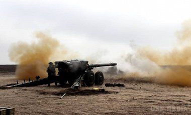 За день бойовики збільшили кількість обстрілів до 50 разів - штаб. Обстріл велися з артилерії, мінометів, танка, автоматичних гранатометів, великокаліберних кулеметів і стрілецької зброї