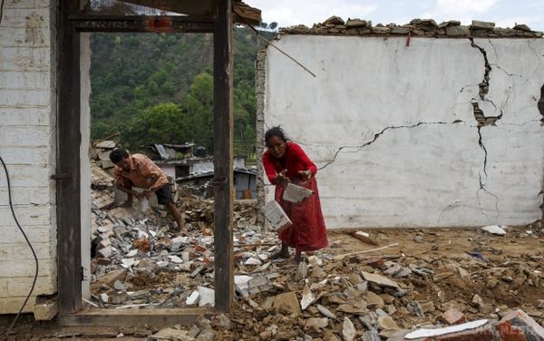 2 травня у Непалі стався новий землетрус. У суботу в Непалі стався новий землетрус магнітудою 5 балів.