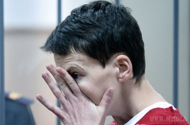 У Савченко в суді схопило серце, терміново викликали "швидку". Суд вирішує питання про продовження терміну арешту