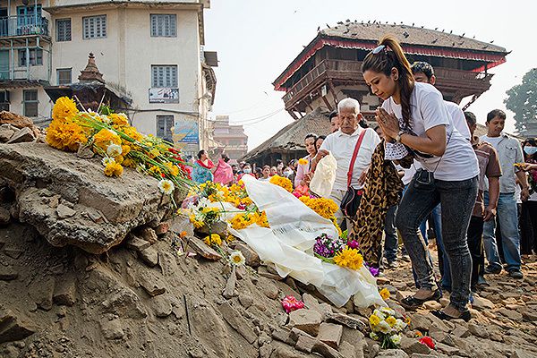 У Непалі знайшли мертвими російських дипломатів. У Непалі знайдені мертвими двоє російських дипломатів, зниклих після землетрусу. Посольство Росії підтвердило загибель своїх співробітників в Пакистані.