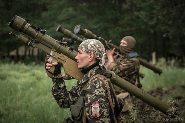  Штаб АТО. Бойовики активно застосовують заборонену озброєння. Бойовики 37 разів порушили режим тиші і продовжують активно використовувати БПЛА для розвідки