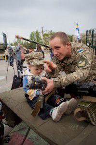 Карта АТО станом на 8 травня. Ситуація на сході країни (карта АТО) станом на 12:00 8 травня 2015 року за даними РНБО України.