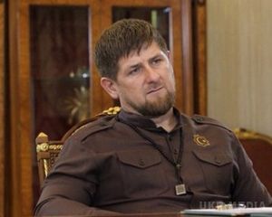 Кадиров направив на Донбас свій "гумконвой". Чечня направила в "ДНР" близько 150 тонн гуманітарної допомоги з нагоди 70-річчя Перемоги, повідомив глава Чечні Рамзан Кадиров.