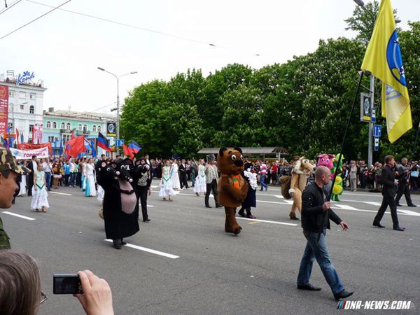 Будні Донецька: back in the USSR?. У людей, що побували останнім часом в місті, склалося стійке відчуття, що вони повернулися років на 30 назад.