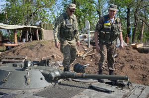 Карта АТО станом на 15 травня. Ситуація на сході країни (карта АТО) станом на 12:00 15 травня 2015 року за даними РНБО України.