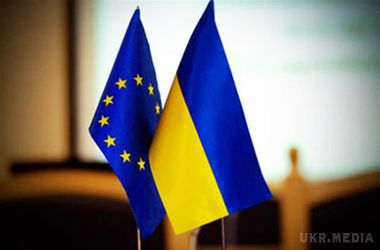 ЄС дасть Україні гроші на підвищення зарплат держслужбовцям – Шимків. До кінця травня Київ подасть Євросоюзу деталізовану концепцію реформи держслужби