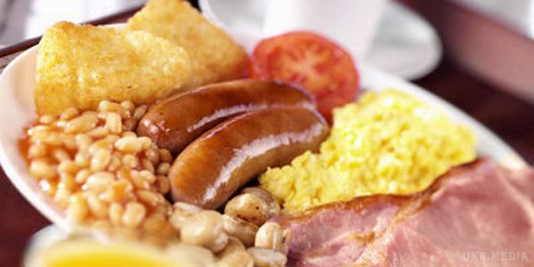 Продукти, які не бажано вживати на сніданок. Наслідки від неправильної ранкової трапези може відчуватися протягом усього дня.