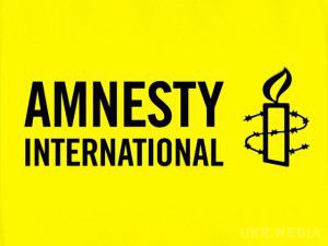 Amnesty International повідомила про вбивства українських військовополонених. Міжнародна правозахисна організація Amnesty International зафіксувала ряд військових злочинів учинених кремлівськими найманцями на території окупованої частини Донбасу.