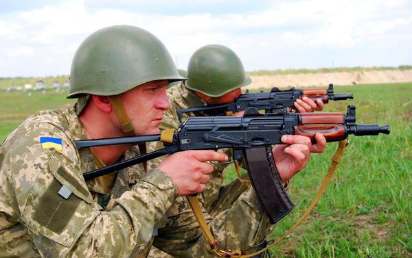 Сили АТО відбили атаку диверсантів у Трьохізбенки. Згідно з повідомленням Геннадія Москаля, в ході бою поранення отримали двоє українських військових.