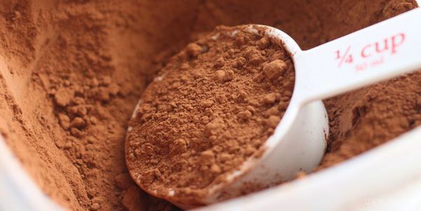 Якими корисними властивостями володіє какао?. Какао – тонізуючий і ароматний безалкогольний напій, на основі молока або води, какао-порошку і цукру.