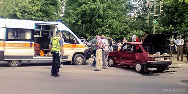 ДТП в Хмельницькій області, постраждало п'ятеро дітей. В результаті ДТП в Хмельницькій області постраждали п'ятеро дітей.