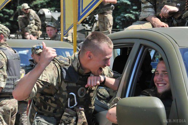 Реорганізація полку Азов. Полк Азов стане бригадою