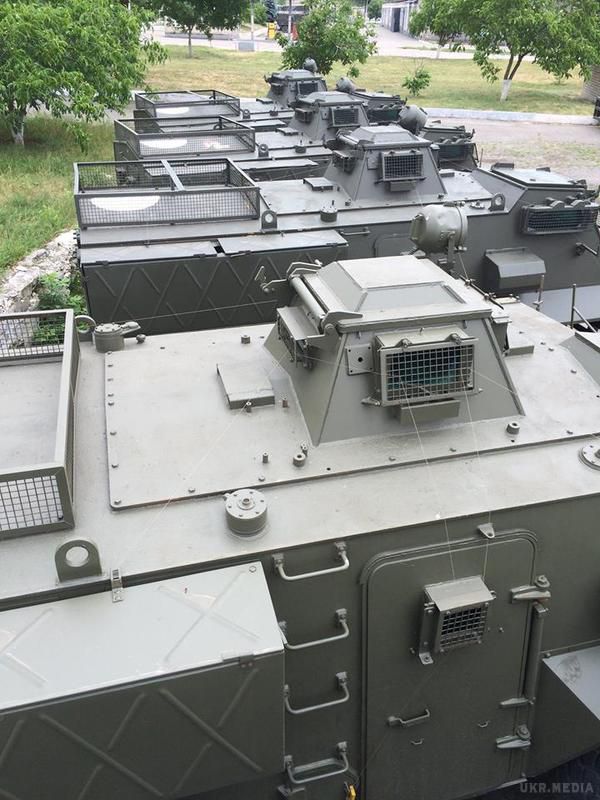 ЗСУ отримали 55 нових Саксонов, - Бірюков. 35 автомобілів переобладнують під командно-штабні, а ще 20 – під медико-евакуаційні