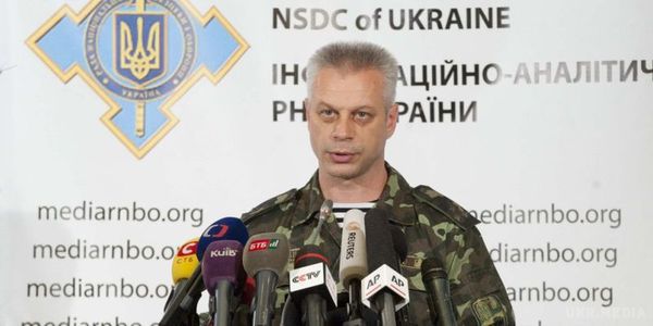 На Донбасі за добу загинули двоє українських бійців. За добу в зоні АТО загинули двоє військових, а ще 6 були поранені.