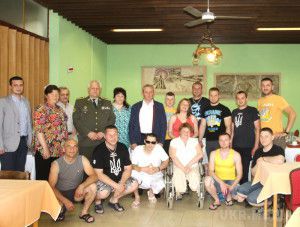 Карта АТО станом на 21 червня. Ситуація на сході країни (карта АТО) станом на 12:00 21 червня 2015 року за даними РНБО України.