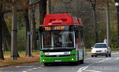  Поставку 38 тролейбусів в Польщу  завершила корпорація Богдан . Богдан повністю виконав контракт на поставку 38 тролейбусів для Любліна