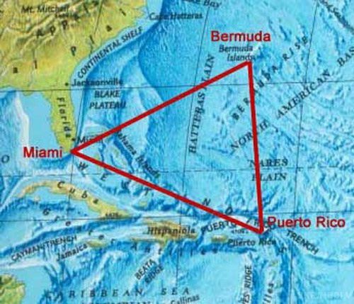 Таємниця пароплава з Бермудського трикутника. У травні цього року у водах Карибського моря матеріалізувалося таємниче судно. 