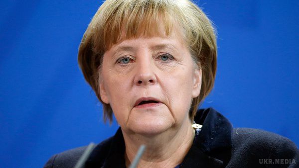 Обидві сторони конфлікту в Україні порушують перемир'я - Меркель. Канцлер Німеччини Ангела Меркель вважає, що жодна із сторін конфлікту на сході України не виконує план Мінських домовленостей.