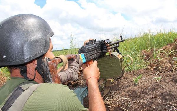 Основні сили бойовики направили під Донецьк -  АТО. Відносне затишшя спостерігалося тільки на Артемівському напрямку