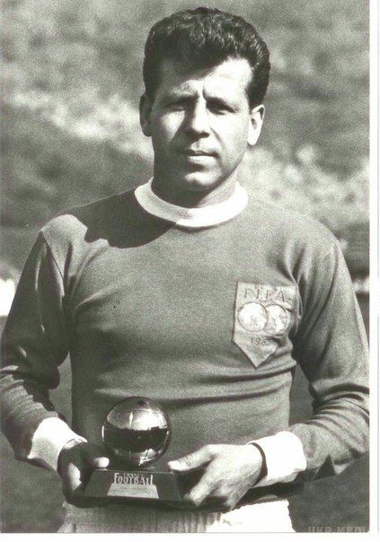  Кращий футболіст Чехії за всю історію помер. Відомий чехословацький футболіст Йозеф Масопуст  помер на 85-му році життя.