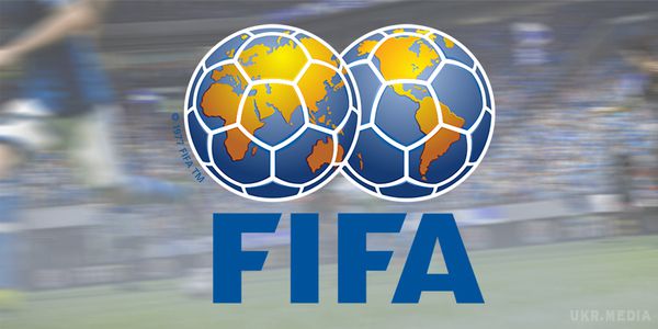 Збірна України обійшла Росію і повернулася в топ-30 рейтингу ФІФА. Національна збірна України перемістилася на 27-е місце у рейтингу ФІФА.