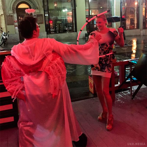 Анастасія Волочкова: Я приречена. Анастасія Волочкова заявила в Instagram, що вона приречена на щастя в любові. Популярна балерина, схильна до оголення, розповіла шанувальникам про позитивні зміни в особистому житті.