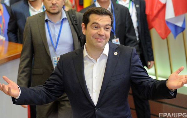  З питання виходу Греції з кризи лідери єврозони досягли згоди. До 15 липня програма жорстких економічних заходів має бути затверджена в парламенті Греції