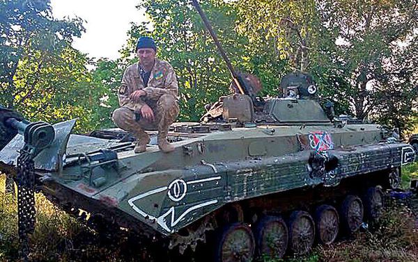 Бійці батальйону Донбас відбили у бойовиків БМП-2 і ПТУР Конкурс (відео). БМП-2 дісталася бійцям Донбасу з повним боєкомплектом