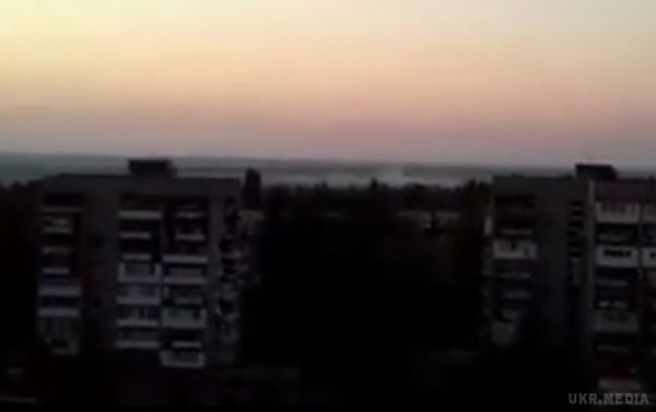 Українська сторона СЦКК зупинила обстріл бойовиками Луганського. Проросійські бандформування вели інтенсивний вогонь з 152-х і 122-мм артилерії, 120-мм мінометів
