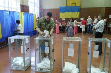 У МВС розповіли про порушення на виборах у Чернігові. У місті працюють 5 тисяч правоохоронців