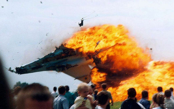 Річниця катастрофи Су-27 під час авіашоу під Скниловом: шість фактів про трагедію (відео). В результаті катастрофи загинули 77 осіб