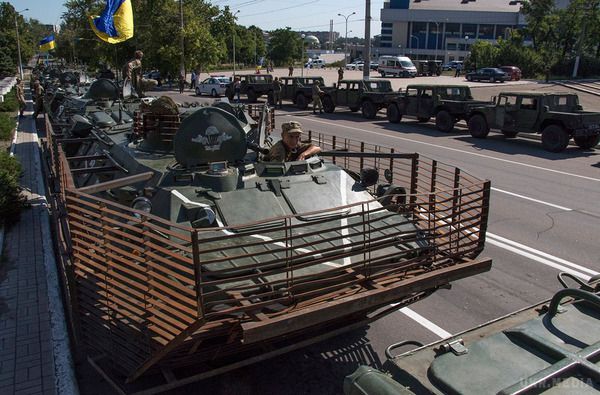 Опубліковано фото святкування Дня ВДВ в Маріуполі. Фото зі святкування Дня ВДВ у зоні АТО