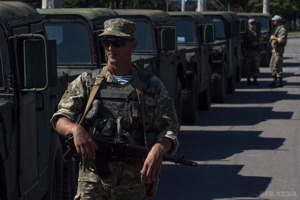 Опубліковано фото святкування Дня ВДВ в Маріуполі. Фото зі святкування Дня ВДВ у зоні АТО