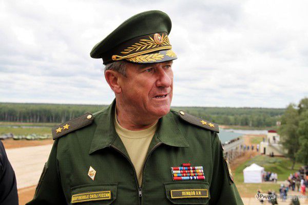  У Донбас прибув заступник командуючого сухопутних військ РФ - генштаб. Діяльність російського генерал-полковника пов'язують з координацією бойовиків
