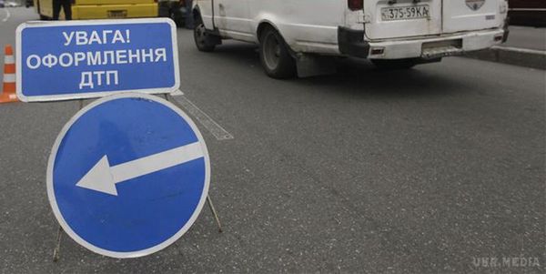 ДТП у Рівненській області: загинуло подружжя і 7-річна дитина. В ДТП на автодорозі "Київ-Ковель" загинуло подружжя та їх 7-річний син.