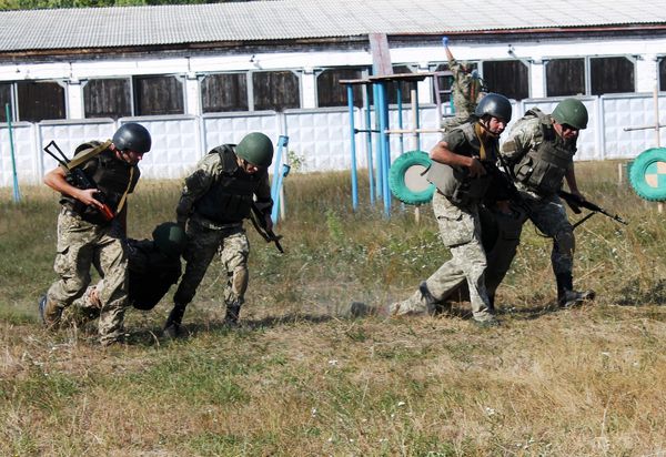 Карта АТО станом на 19 серпня. Ситуація на сході країни (карта АТО) станом на 12:00 19 серпня 2015 року за даними РНБО України.