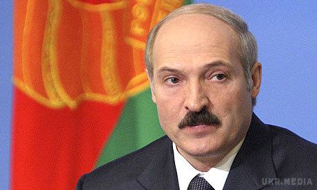 Лукашенко запропонував "Газпрому" замінити український транзит на білоруський. Президент Білорусії Олександр Лукашенко пропонує "Газпрому" частково замінити український транзит газу в Європу на білоруський.