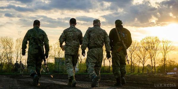 Бойовики продовжують обстрілювати сили АТО - штаб. Бойовики на Донбасі в неділю продовжують обстрілювати і провокувати сили АТО.