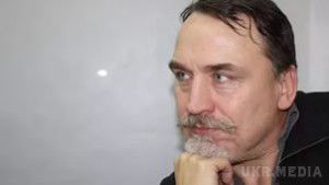 “У нас вбивають “хохлів” і ми стаємо українцями”, – письменник Віталій Капранов.. Українцям  доводиться долати складнощі, щоб ставати сильнішими.