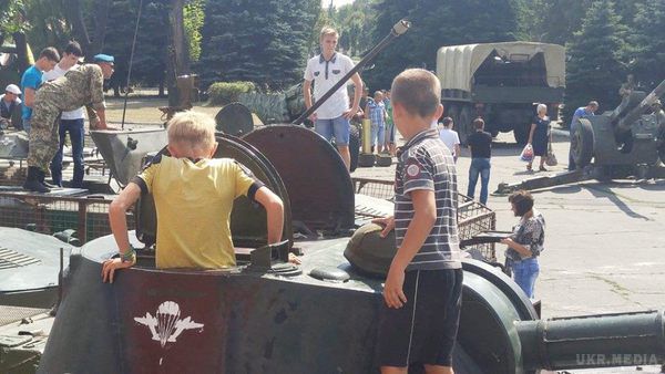 Карта АТО станом на 25 серпня. Ситуація на сході країни (карта АТО) станом на 12:00 25 серпня 2015 року за даними РНБО України.