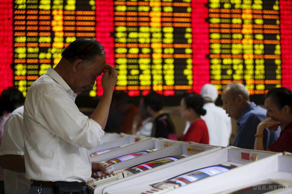 Світ усвідомлює, що занадто довіряв китайському локомотиву. "Чорне літо" Китаю обрушує біржі, і економічна криза перетворюється в політичну.