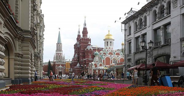  В списку найбільш недружніх міст світу лідирує Москва. Столицю Росії назвали найбільш недружнім містом світу до туристів.