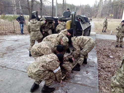 "Інших врятували, а своїх – не встигли". Свою діяльність на сході нинішні службовці медроти імені Пирогова Нацгвардії України починали як волонтери
